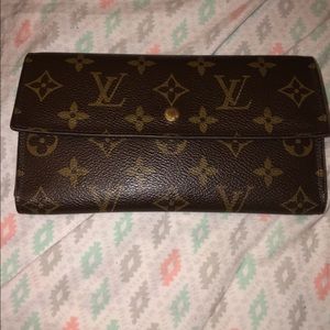 Luis Vuitton Wallet